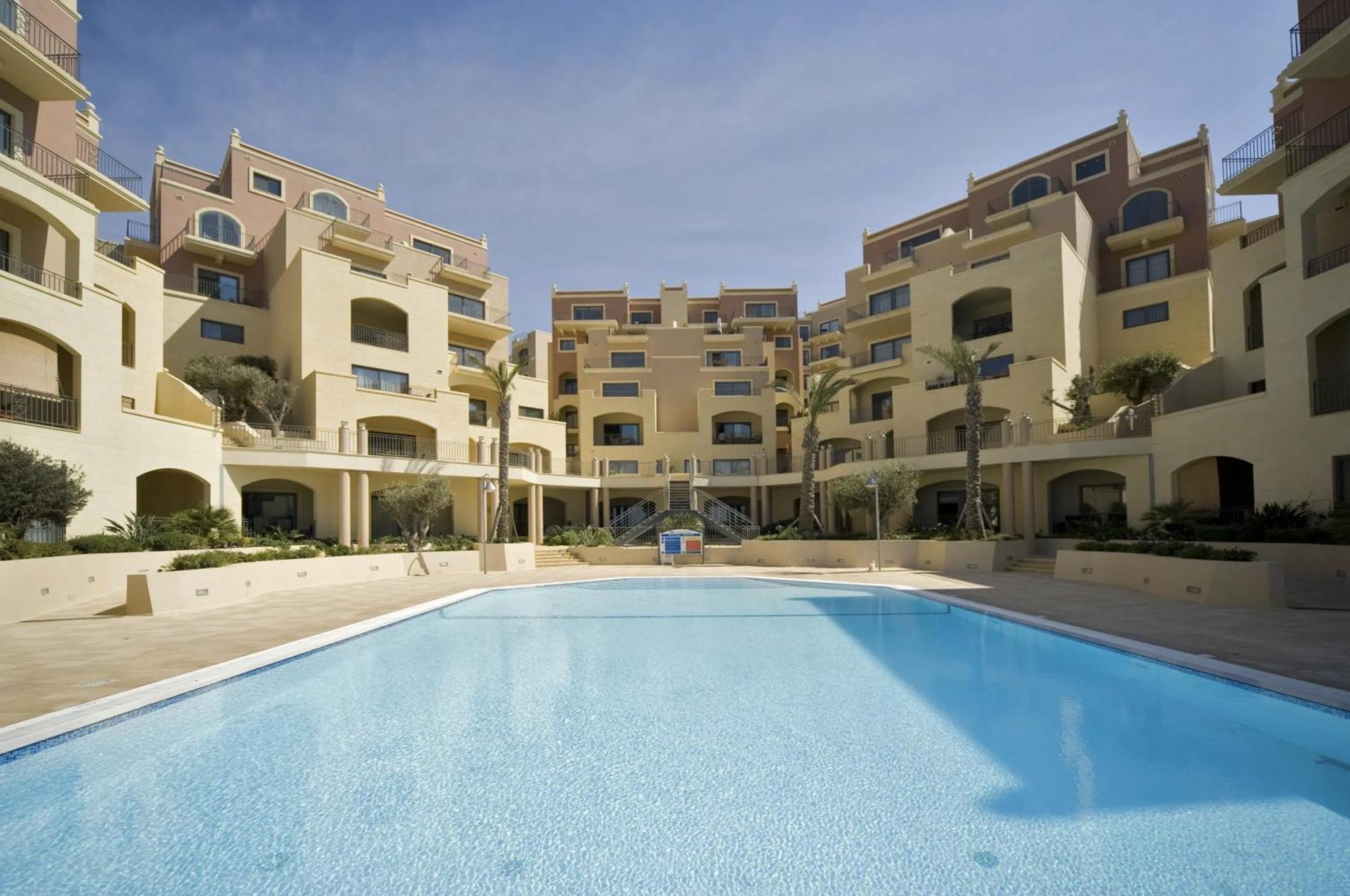 Luxury Seaview & Pool-Hosted By Sweetstay Mellieħa Exteriör bild