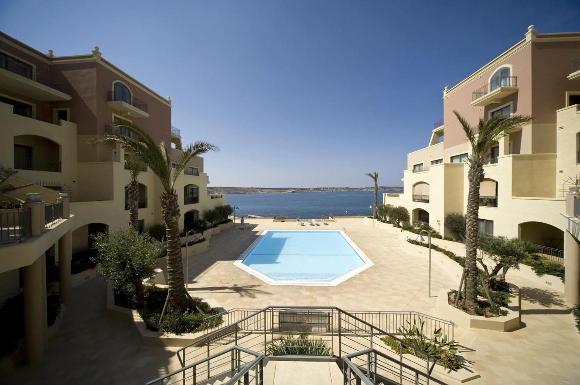 Luxury Seaview & Pool-Hosted By Sweetstay Mellieħa Exteriör bild